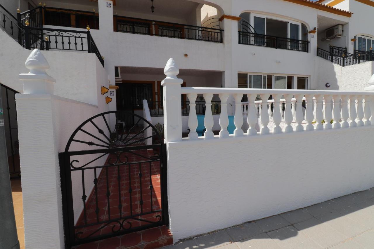 Villa Vistabella Golf Flat With Access To Pool And Parking à Orihuela Extérieur photo